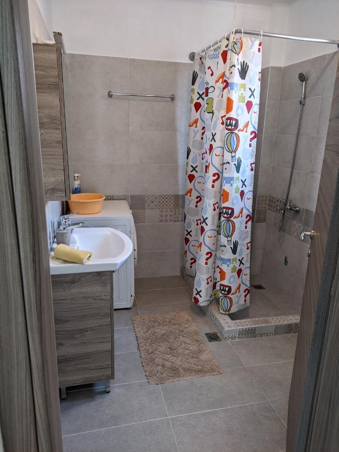 Seaside Apartments Nea Iraklia Exterior foto